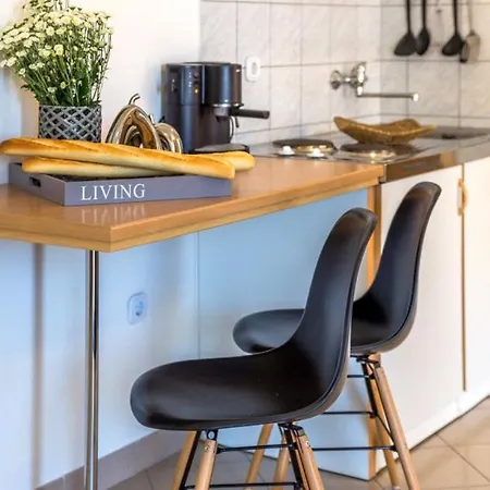 Iris - Opatija By Guide