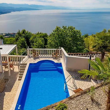 Villa Iris - Opatija By Guide Breza